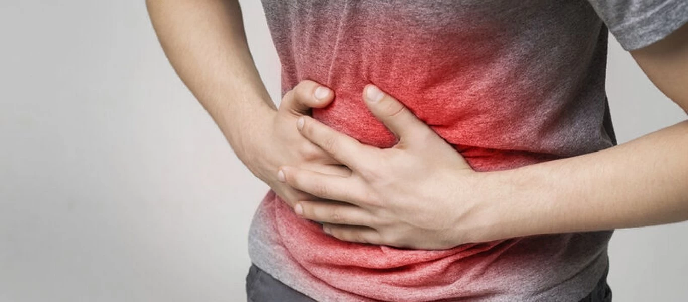 Οι τροφές που πρέπει να αποφύγουμε για να γλιτώσουμε τη δυσπεψία